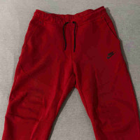 Jogging Nike tech fleece rouge