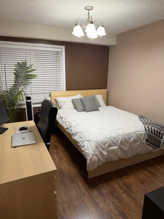 3 bed & 2.5 Bath Townhouse for Rent