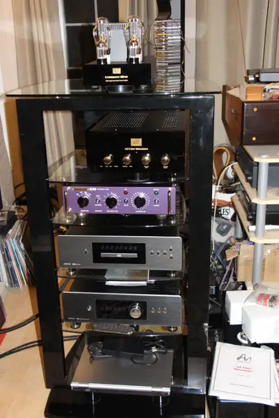 This is a BDI Icon 9422 Audio Video 6 shelf stand. BDI (Becker Design Inc) of Virginia, USA which ha...