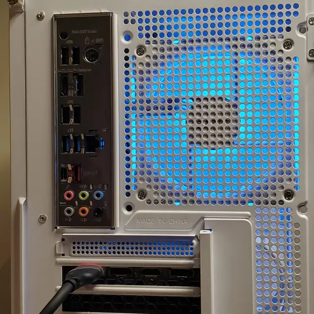 Gaming PC | RTX 3070 | Ryzen 5600X | Garantie in Desktop Computers in Laval / North Shore - Image 8