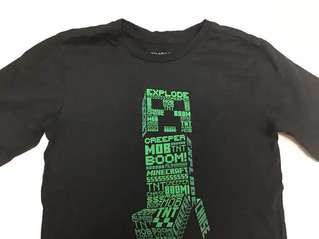 Chandail Minecraft in Kids & Youth in Longueuil / South Shore - Image 3