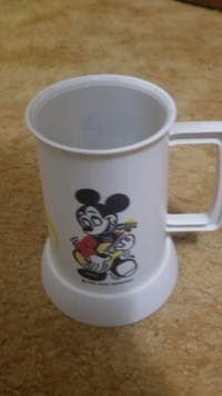 Vintage Disney Mug from early 1970s - Mickey Mouse + Donald Duck