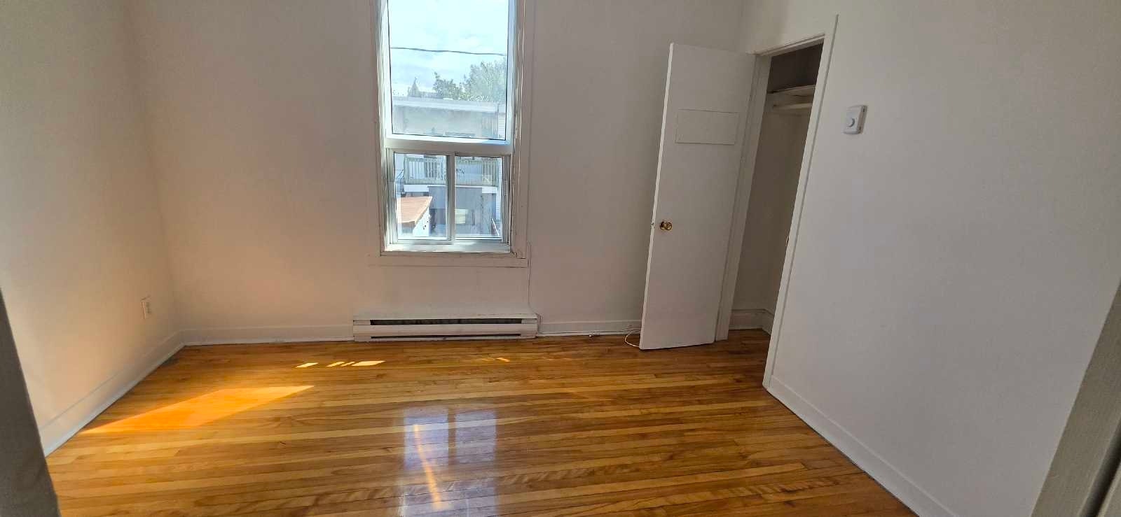 Room for Girl — photo 2