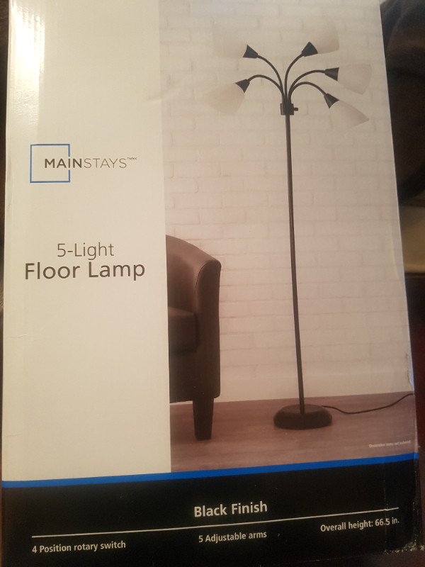 5-LIGHTS FLOOR LAMP- MAINSTAY. BRAND NEW IN THE BOX in Indoor Lighting & Fans in City of Toronto