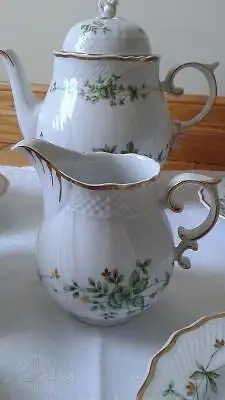 Exclusive Hungary Hollóháza 17 piece fine porcelain set62863271550339123