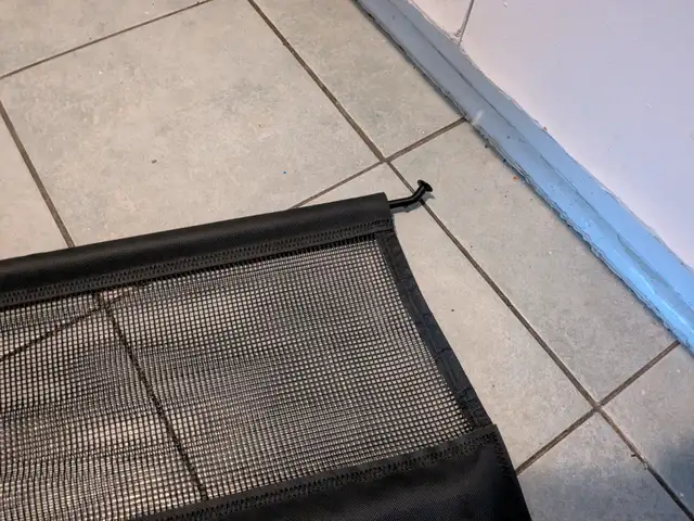 AUDI Q5 Cargo net Pet Barrier and Carpet mats in Other Parts & Accessories in Longueuil / South Shore - Image 4