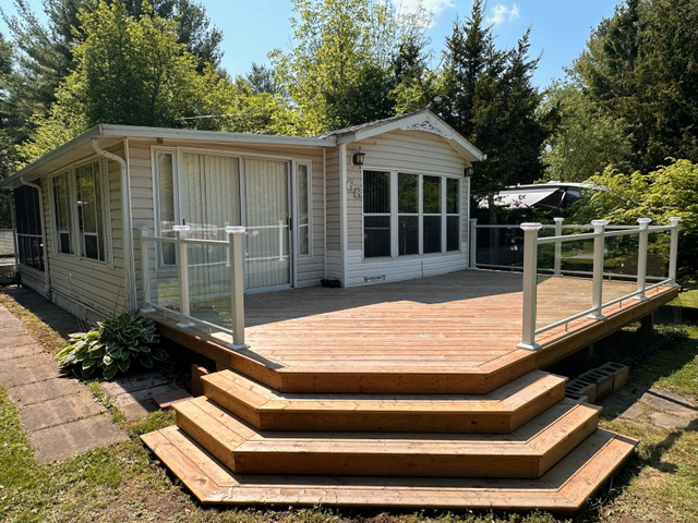 Park Model Summer Getaway in Park Models in Oakville / Halton Region - Image 2