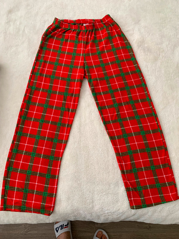 Christmas Pyjama for kids size L 10-12 year old warm and cozy in Kids & Youth in Hamilton