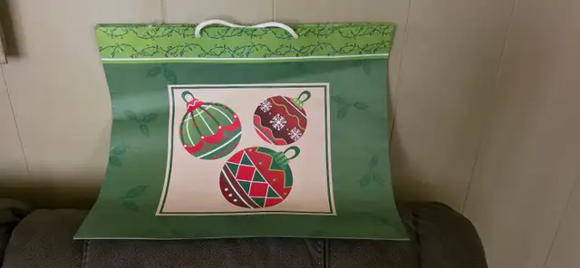 Sacs pour emballage cadeaux in Hobbies & Crafts in Edmundston - Image 5