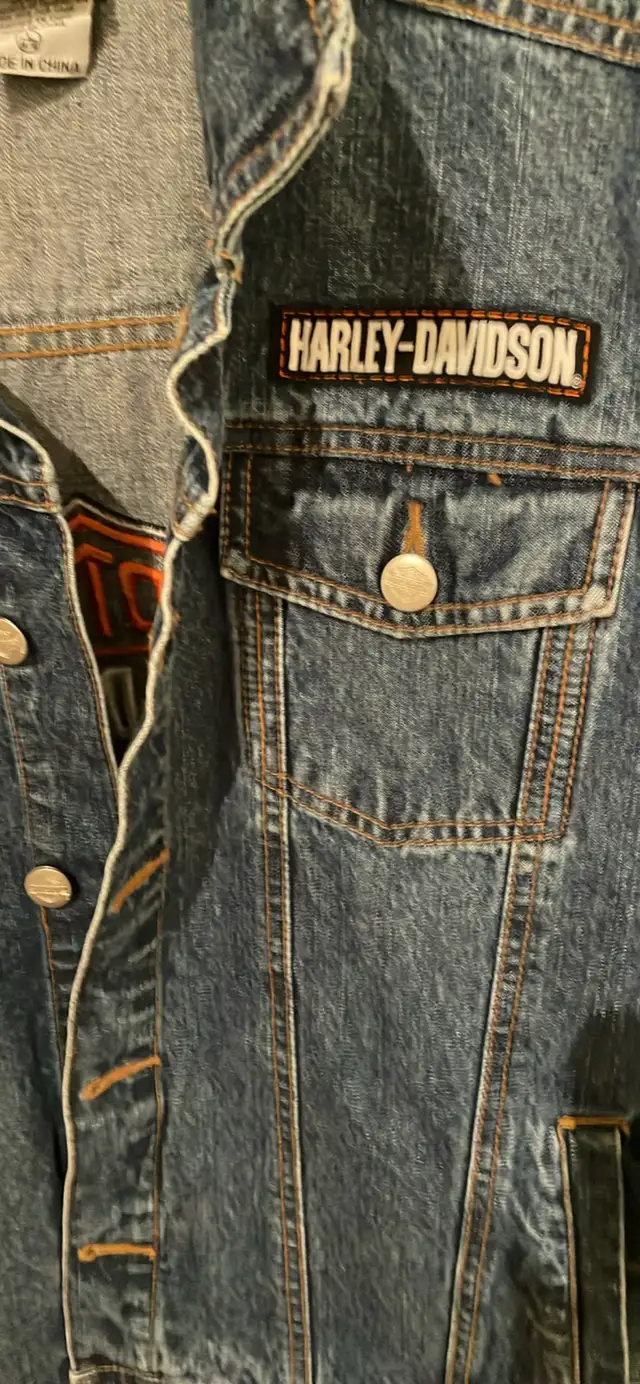 Harley-Davidson trucker jacket large in Women's - Tops & Outerwear in London - Image 4
