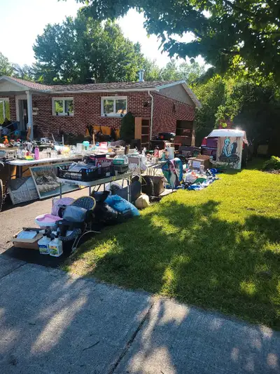 Vente de déménagement et de garage, View more