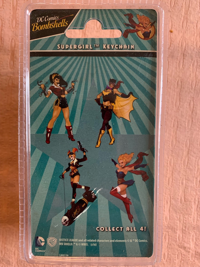 New DC Bombshells SuperGirl Keychain Collector Series in Arts & Collectibles in Oshawa / Durham Region - Image 4