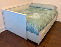 IKEA Hemnes Daybed (NO mattress, white)