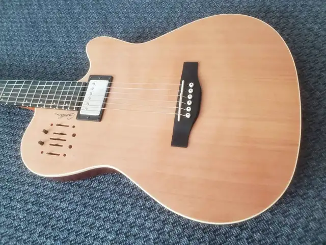 Guitare Godin A6 Ultra acoustique électrique in Guitars in Québec City - Image 3