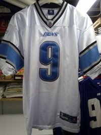 DETROIT LIONS EMBROIDERED JERSEY  LIKE NEW