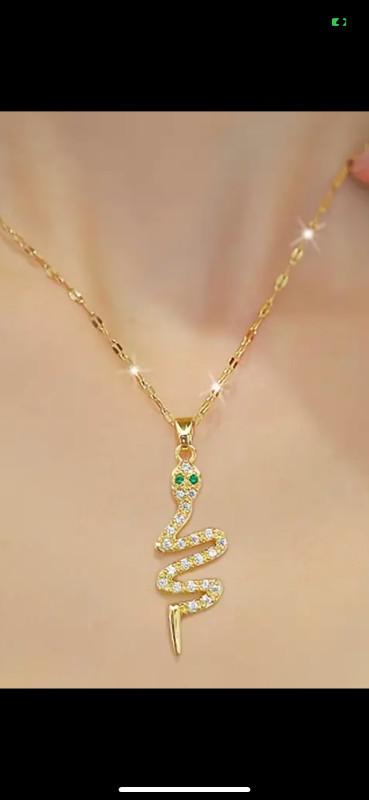 Elegant Green Eyed Snake Necklace. in Jewellery & Watches in Victoria - Image 2