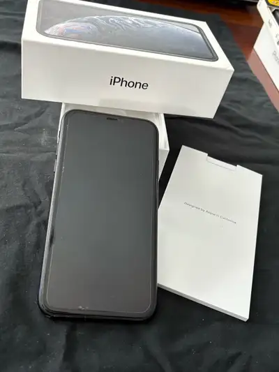iPhone XR 64gb - black, View more