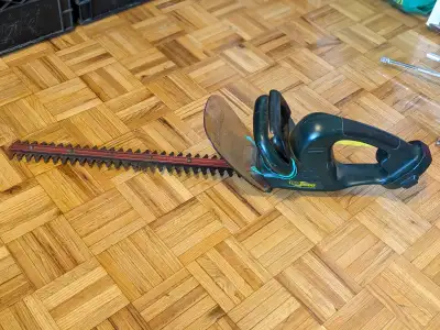 cordless hedge trimmer If the ad is up, the item is still available Pickup Location, Tim Hortons, 12...