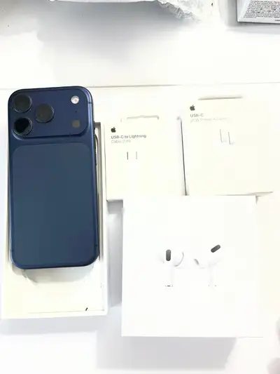 iPhone 17 Pro 256gb **Accessories Pkg/Delivery**, View more