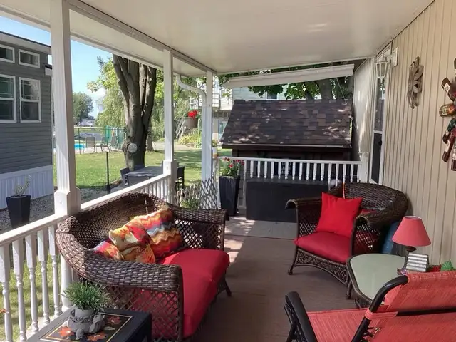 REDUCTION IN PRICE! Maitland Marina Goderich in Park Models in Grand Bend - Image 6