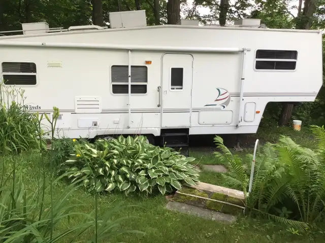 Fifthwheel Four Winds 27 pieds in RVs & Motorhomes in Lévis - Image 11