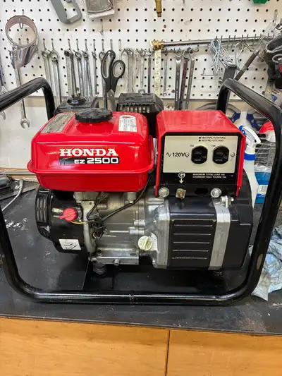 Lightly used Honda EZ 2500 generator. Runs perfect.