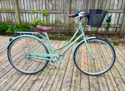 Beautiful Linus step-through city bike in excellent condition —, View more