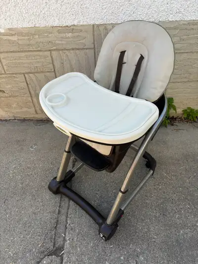 Adjustable 4-in-1 High Chair, slide-out trays with 3 options, includes booster seat