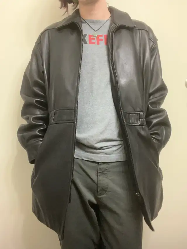 Vintage Danier Women’s Black Leather Jacket in Women's - Tops & Outerwear in Mississauga / Peel Region - Image 6