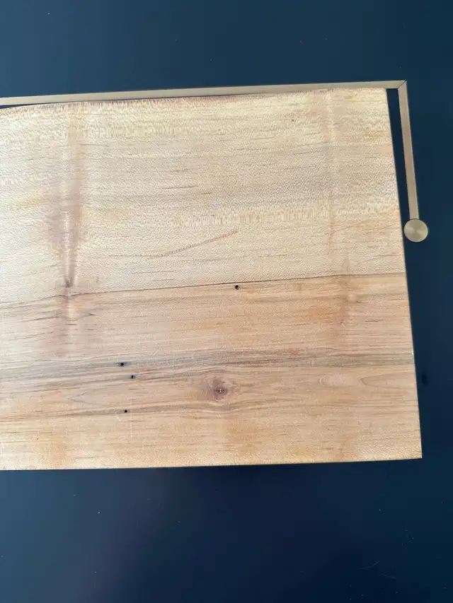 Red Hat Wooden Serving Board in Home Décor & Accents in Ottawa - Image 3