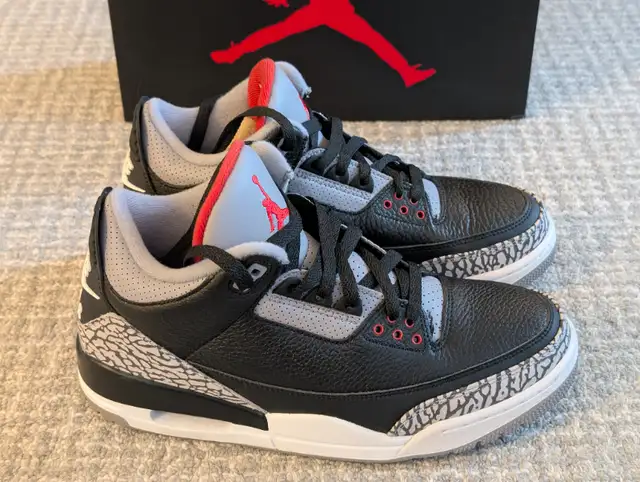 Jordan 3 Black Cement (2018) Size 9 US Mens in Men's Shoes in City of Toronto - Image 2