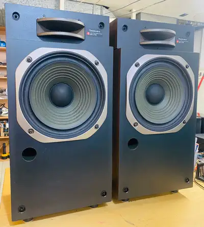 TECHNICS VINTAGE SPEAKERS (Mint), View more