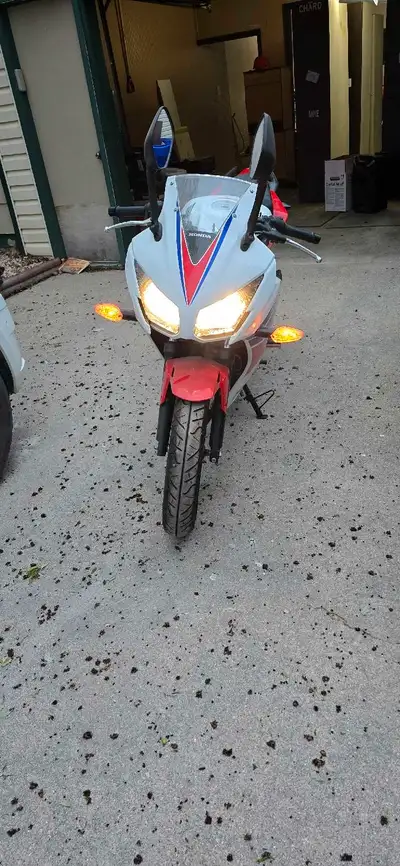 Selling the wife's sport bike. Great starter bike and light. Purchased new at Southland Honda. Wife...