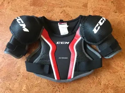 CCM Jetspeed Hockey Shoulder Pads Youth Large, View more