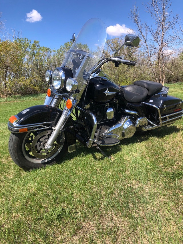 Harley davidson Touring Moose Jaw Kijiji