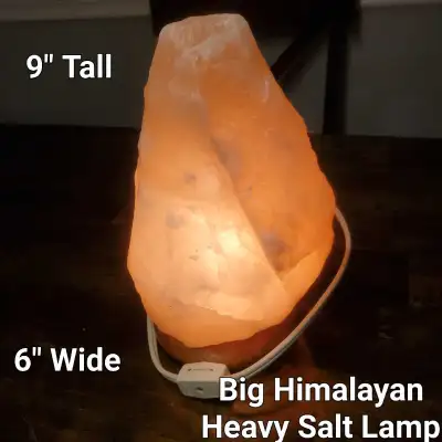 Beautiful Big Himalayan Heavy Salt Lamp - $30 - in Orleans ON , View more
