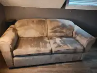 Pullout Couch ️
