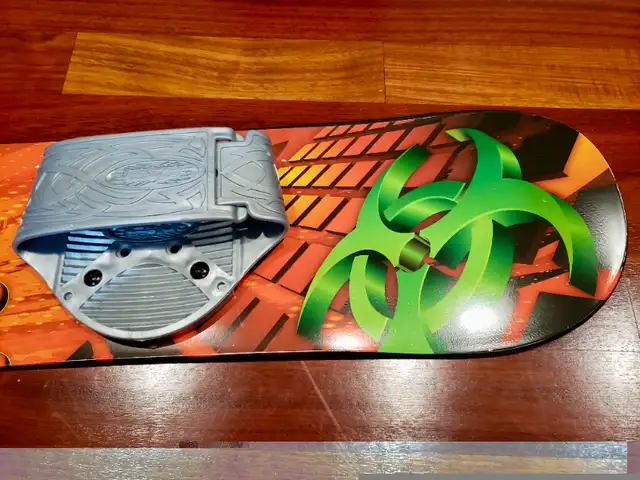 New Emsco Freeride 130 Kids’ Intermediate Snowboard (Sled) – $30 in Snowboard in Downtown-West End - Image 4