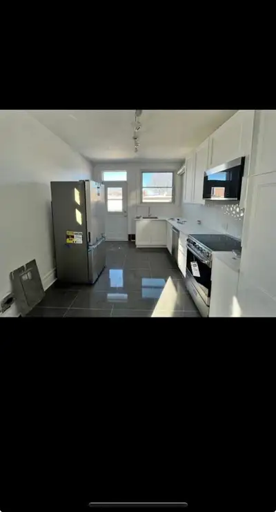 2 Beds 1 Bath Apartment