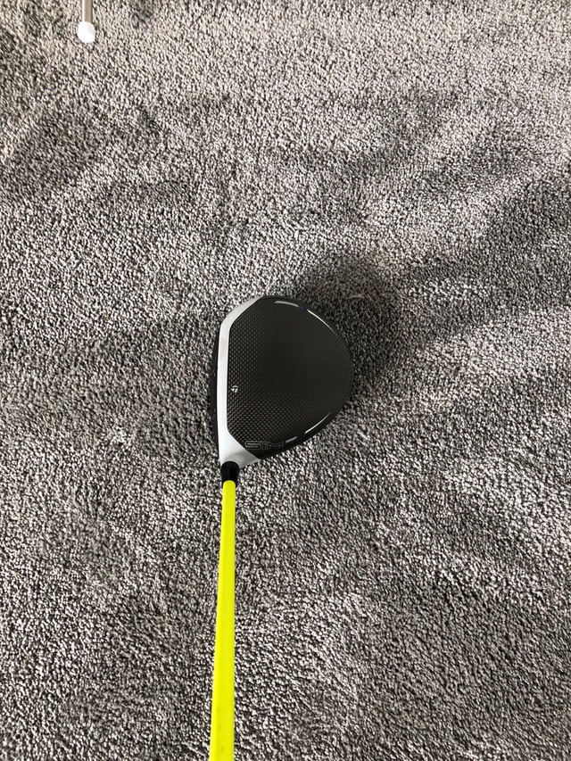 Taylormade SIM Driver Golf Ottawa Kijiji
