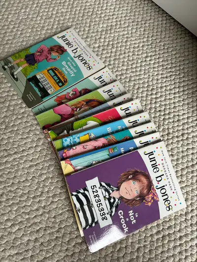 junie b. jones books 1-9 in very good condition. Pick up NW Edmonton, Chambery.