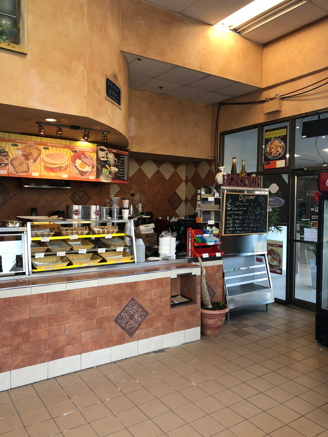 Restaurant/Café Space for Lease – 2120 Sherbrooke St E, in Commercial & Office Space for Rent in City of Montréal - Image 6