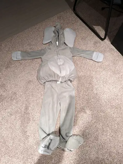 **don't ask if it's available **Ad will be removed once sold See pic for size. Old Navy elephant cos...