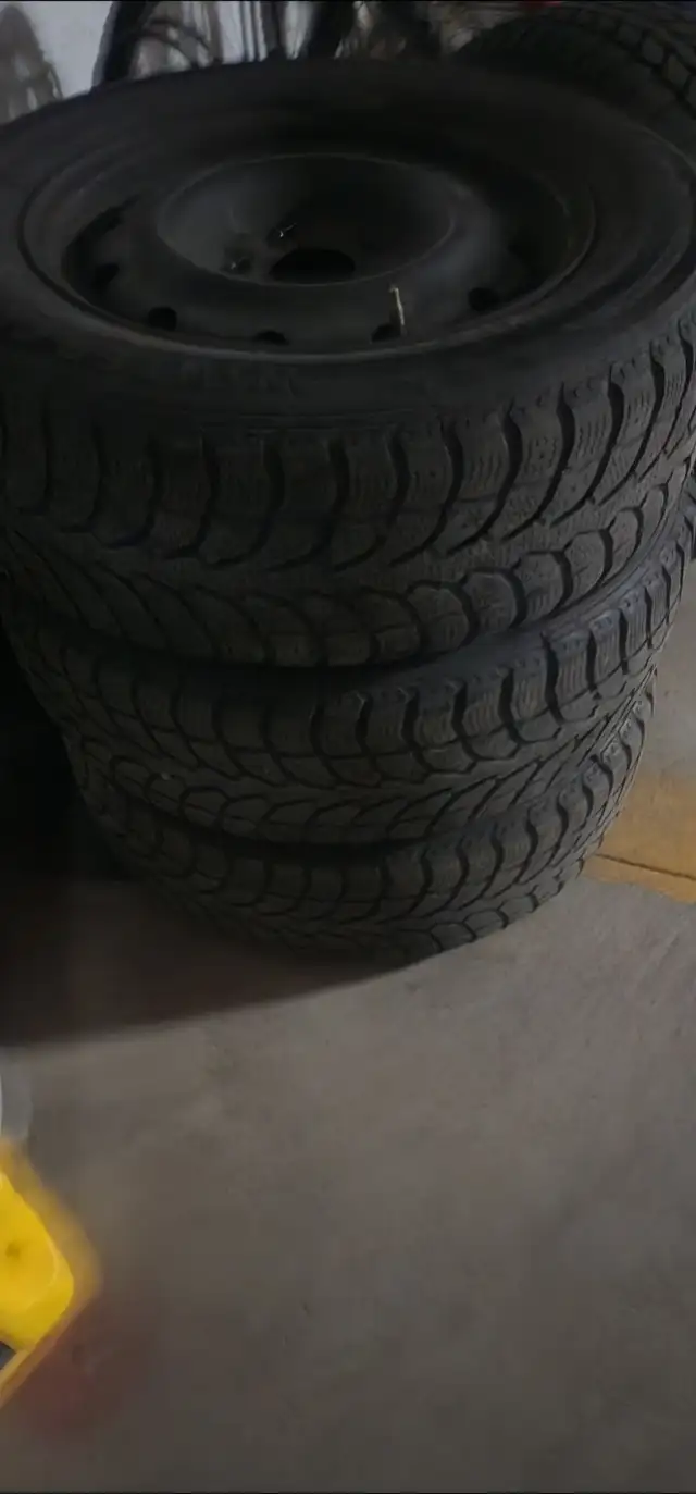 16inc mono rims. And 3 winter claw tires. in Tires & Rims in City of Halifax - Image 10