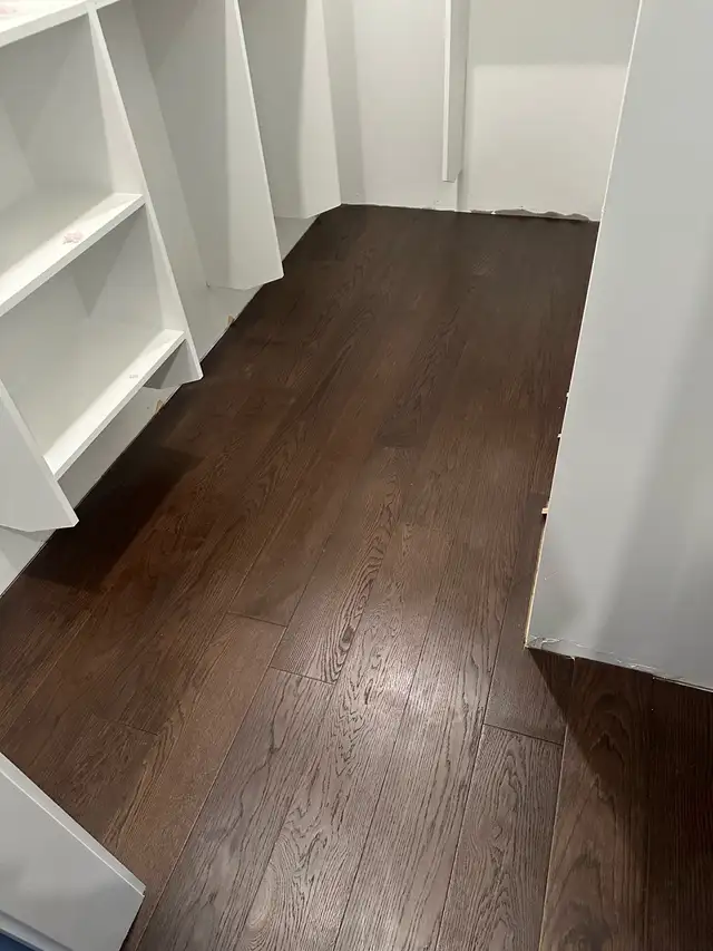 Hardwood floor Installation 64739289377539120
