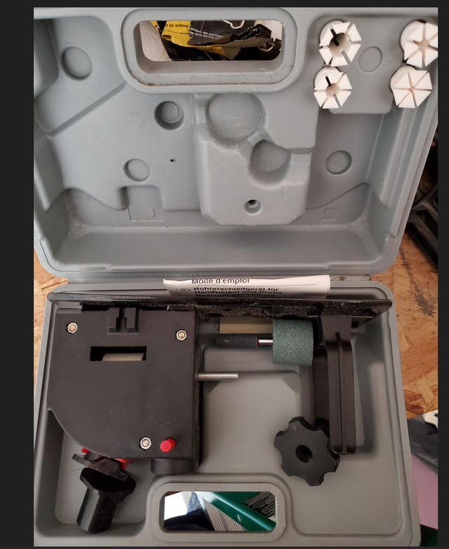 Drill Bit Sharpener in Power Tools in Markham / York Region - Image 2