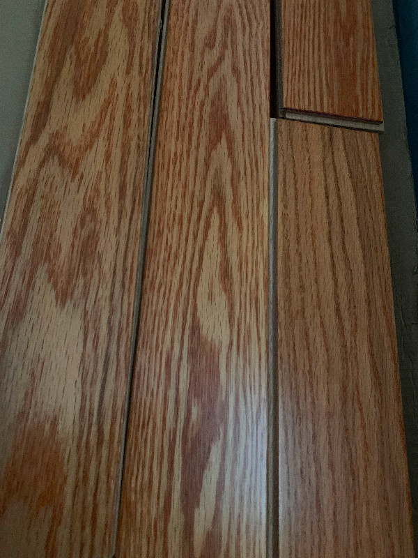 Box of BiYork golden oak solid oak hardwood flooring - new in Floors & Walls in Oshawa / Durham Region - Image 4