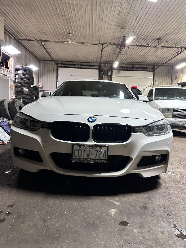 BMW 330i xDrive 2018 - $18,000.00 in Cars & Trucks in Mississauga / Peel Region - Image 2