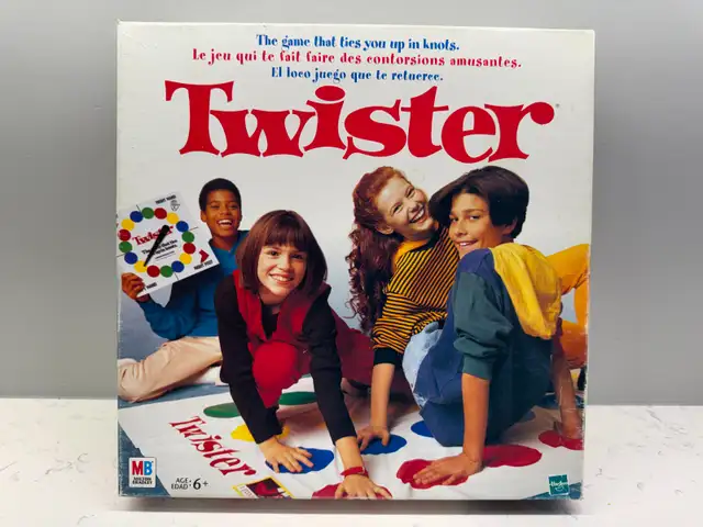 Twister game - in like-new condition
