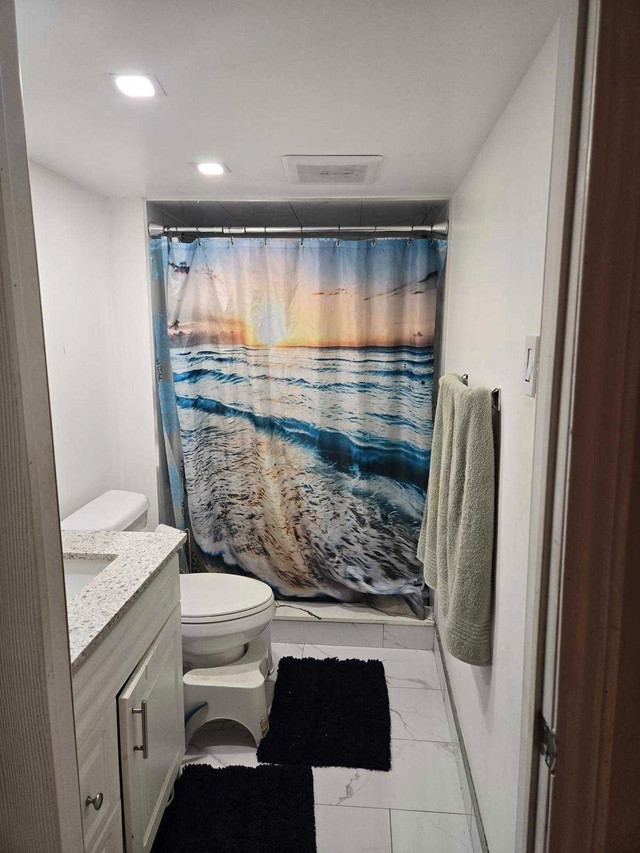 Newly Renovated 2-Bedroom Basement Apartment- utilities inld in Long Term Rentals in City of Toronto - Image 4